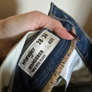 Wrangler Wanderer High‎ Rise Flare Jeans Size 28 x 34 Tall Dark Indigo 622 thumbnail 7