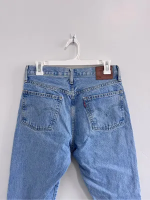 Levi's Light Blue Women's Straight Leg Jeans 501 28 thumbnail 4