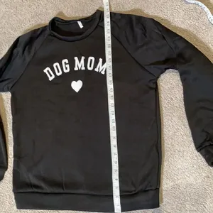 Women’s Black Dog Mom Sweater Size L thumbnail 5