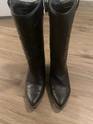 Black Cowgirl Boots thumbnail 2
