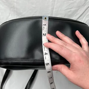 Melie Bianco Vegan Leather Black Danni Large Convertible Hobo Bag thumbnail 13