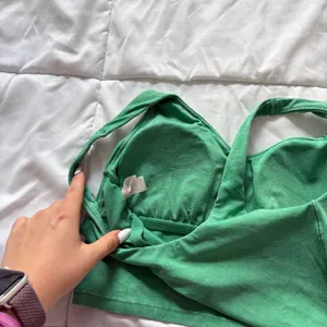 OFFLINE by Aerie Real Me Strappy Sports Bra Green V-Neck Crop Tank Medium Active thumbnail 5