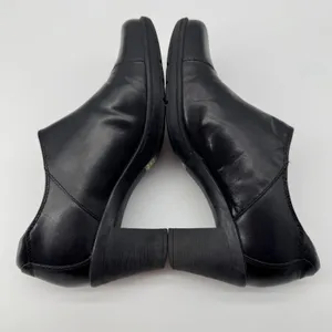 Clarks Bendables Booties Womens‎ 7M Black Leather Side Zip Block Heel Comfort thumbnail 7