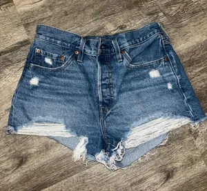 Levi’s 501 Shorts thumbnail 1