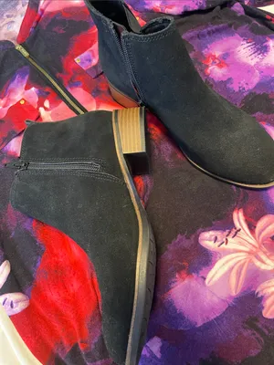 White Mountain Black Suede Chelsea Ankle Booties thumbnail 3