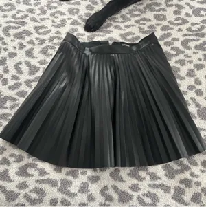 Express Skirt thumbnail 1