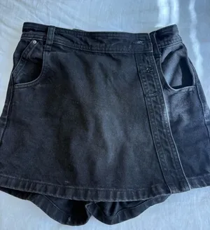 Black Women's Denim Skort - Zara thumbnail 1