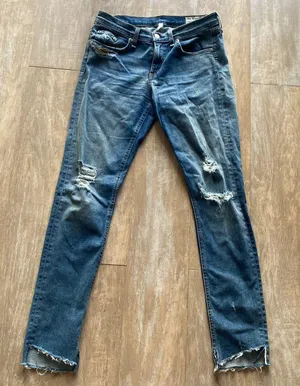 Rare Rag & Bone distressed destroyed raw cut hem skinny denim jeans 28 thumbnail 1