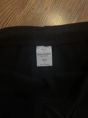 Aritzia cargo skirt thumbnail 3