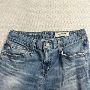 Adriano Goldschmied AG-ED Ex-Boyfriend Distressed Slim Jeans Size 26R EUC thumbnail 3
