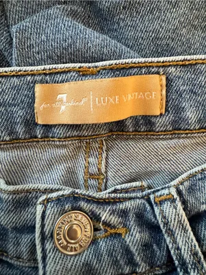NWOT 7 For All Mankind Luxe Vintage Distressed Ripped Josefina Denim Jeans Sz 24 thumbnail 6