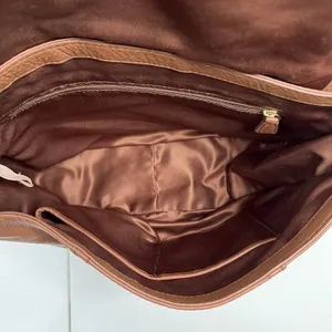 Juicy Couture Brown Leather Shoulder Bag Gold Turn Lock Hobo Saddle Bag thumbnail 8
