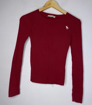 abercrombie fitch Red‎ Ribbed Fitted Sweater Medium thumbnail 1