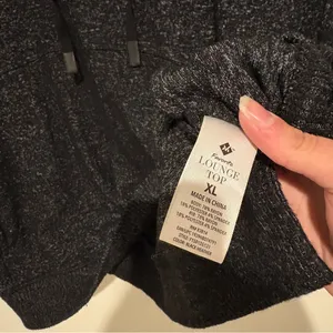 Member’s mark Soft Stretchy cowl neck lounge Sweater Pockets marled black XL‎ thumbnail 5
