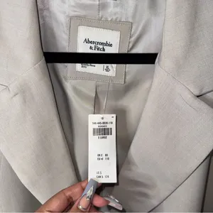 Abercrombie & Fitch Cropped Beige Tailored Blazer Womens XL New NWT Preppy thumbnail 6