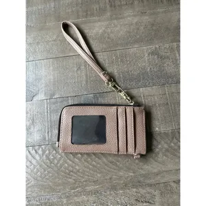 Steve Madden card case beige pebbled faux leather gold-toned hardware wristlet thumbnail 3