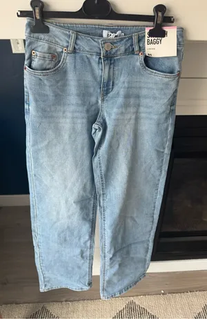 Refuge Denim Women's Baggy Low Rise Jeans Size 1 New thumbnail 1