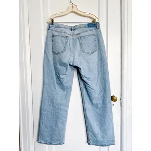 Abercrombie • Curve Love Low Rise Baggy Jean medium light wash faded distressed loose thumbnail 8