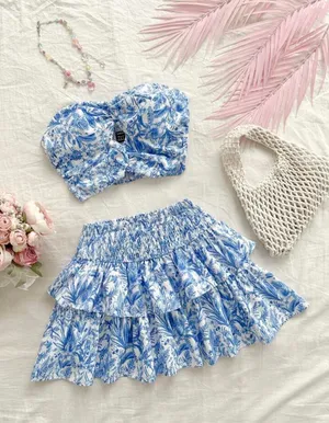 SheIn Vacation Themed Twist Knot Tube Top & Tiered Ruffle Skirt Set thumbnail 2