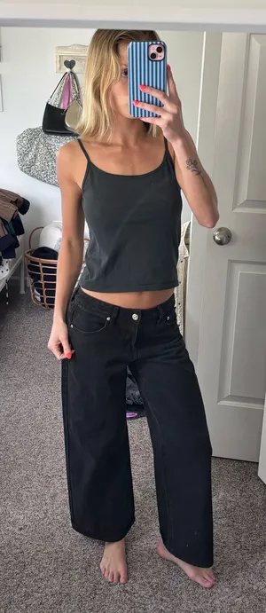 Edikted Jeans Low-Rise Petite thumbnail 1