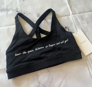 FINAL SALE💐 BEE sport bra 🌸 Size XS thumbnail 6