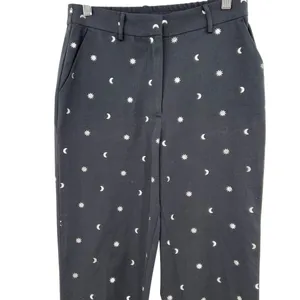 ModCloth Game Changer Twill Pants Ankle Star Moon Print Silver‎ Black Size 4 thumbnail 5