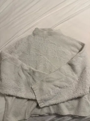 Abercrombie & Fitch Cream Mock Neck Sweater thumbnail 5
