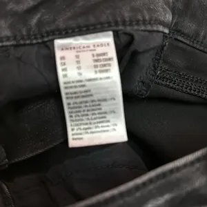 American Eagle black ripped jeans thumbnail 5