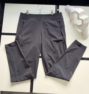 On Running Women's Lightweight Pants Black Size S - Elastic Waist Ankle Zip thumbnail 11