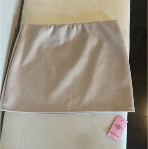 Pretty Little Thing Skirt thumbnail 1