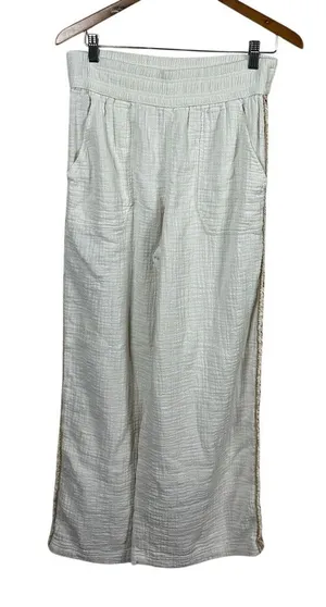 Aerie White Wide Leg Pants size M thumbnail 1