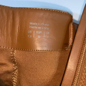 ALDO Gwulia suede ankle Boots Side Zip Block Heel Tan Womens Size 7.5 thumbnail 12