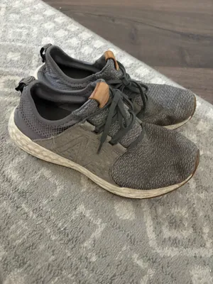 New Balance Women’s Sneakers thumbnail 3