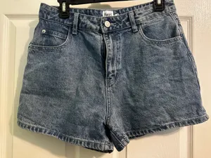 Denim Shorts thumbnail 1