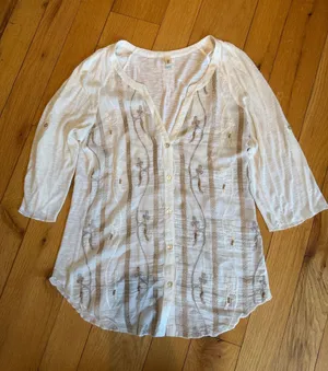 TINY BY ANTHROPOLOGIE Cotton/Silk Embroidered 3/4 Sleeve Top Small - C69-034 thumbnail 1