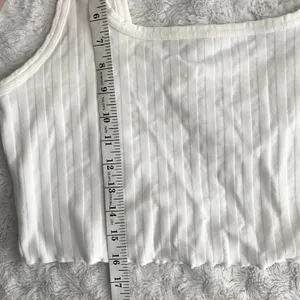 NEW Aerie Offline White Ribbed OG Groove Lettuce Hem Crop Top XL thumbnail 6