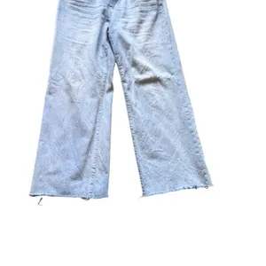 Kensie High Rise Wide Leg Light Wash Blue Stretch 5-Pocket Frayed Hem Jeans 14 thumbnail 4