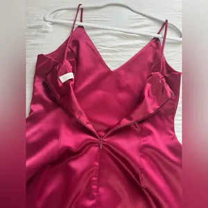 OOTDFash Burgundy Satin Dress Size Medium‎ thumbnail 8