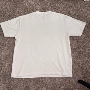 GLO Pray in the secret place size large tshirt thumbnail 4