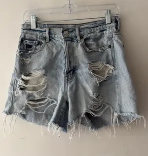 American Eagle 90’s Boyfriend Shorts Distressed Style thumbnail 1