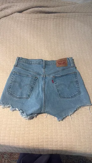 Levi’s 501 Shorts thumbnail 3