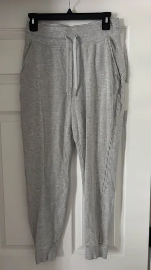 Lululemon Joggers thumbnail 1