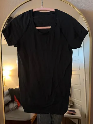 Lululemon Swiftly Tech thumbnail 1