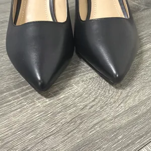 Coach Designer Pumps 7.5 thumbnail 3