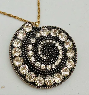 Vintage-Inspired Spiral Rhinestone Pendant Necklace thumbnail 1