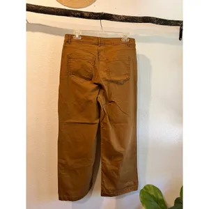 Old Navy Camel Tan Extra High Rise Cropped Wide Leg Comfy Pants Size 8 thumbnail 4