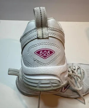 New Balance Womens 608 V3 Size 7.5 #WX608V3P thumbnail 9