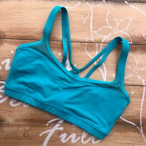 Lululemon Aqua Blue Sports Bra Size 6 thumbnail 1