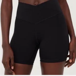 Black Aerie biker shorts size - small NEVER WORN thumbnail 1