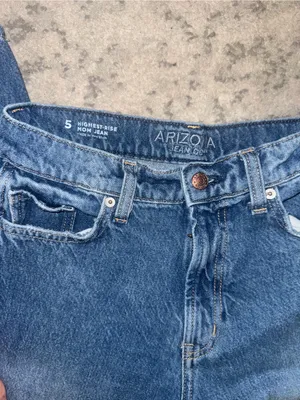 Arizona Jean Company Blue Slim Straight highest rise mom Jeans size 5 EUC thumbnail 6
